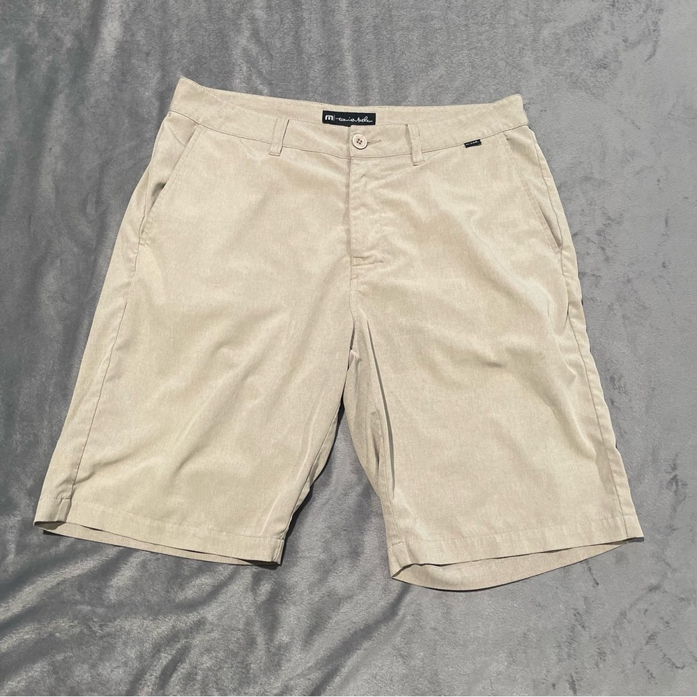 Travis Mathew Shorts Mens 33 Khaki Golf Performance Stretch Active Casual